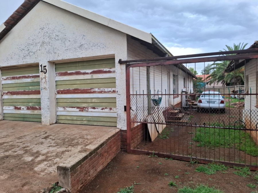 4 Bedroom Property for Sale in Fichardt Park Free State